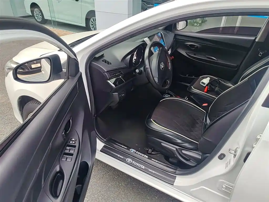 Toyota YARiS L Zhi Xuan 2017 1.5E CVT Speed Upgrade Edition фото 23
