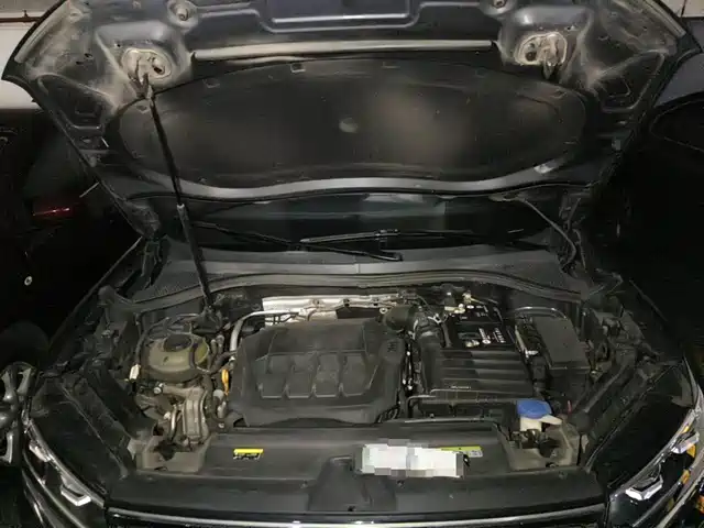Volkswagen Tayron 2020 330TSI 2WD Luxury Smart Edition — фото 3