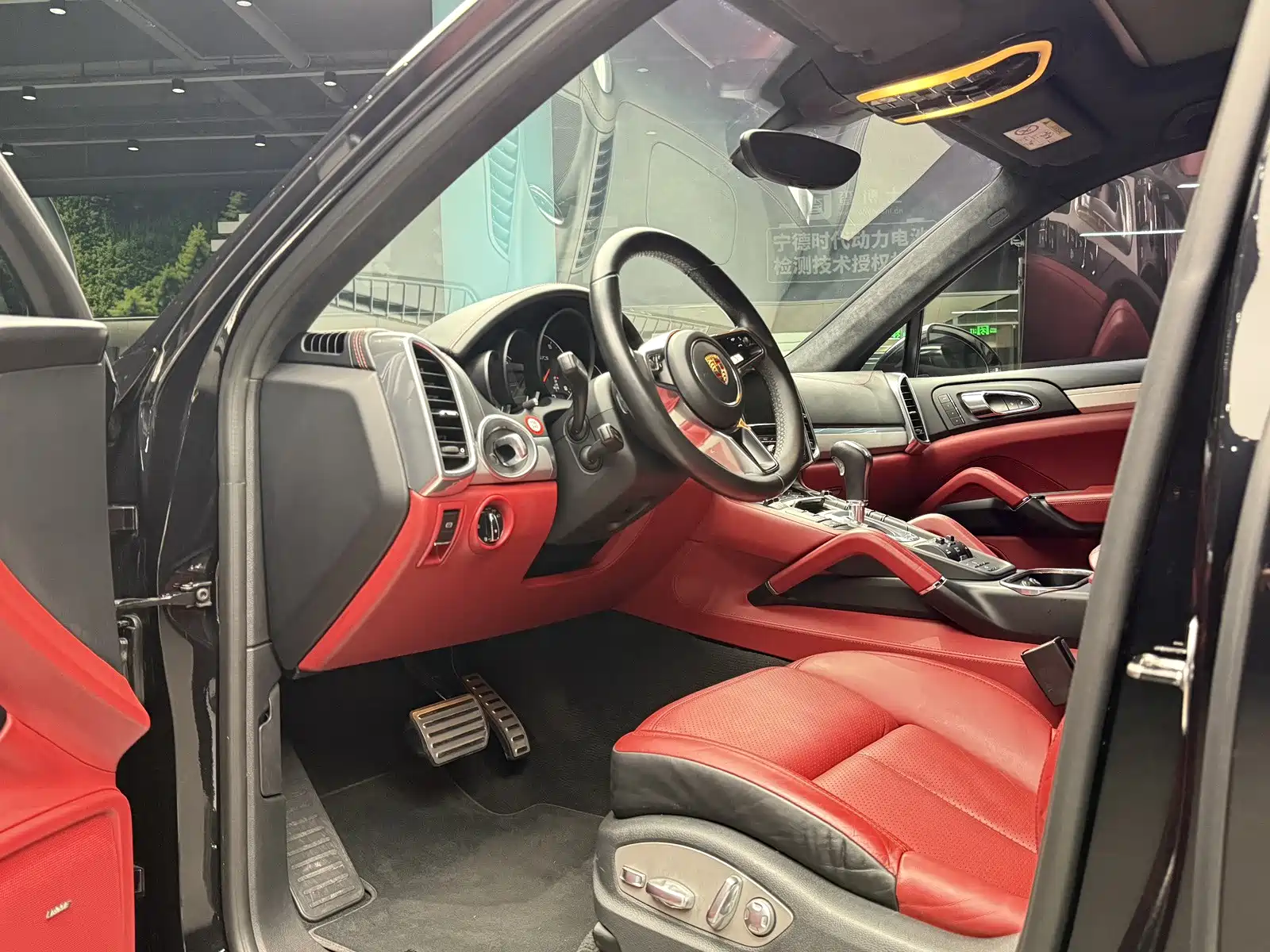 Фото 7 - Porsche Cayenne