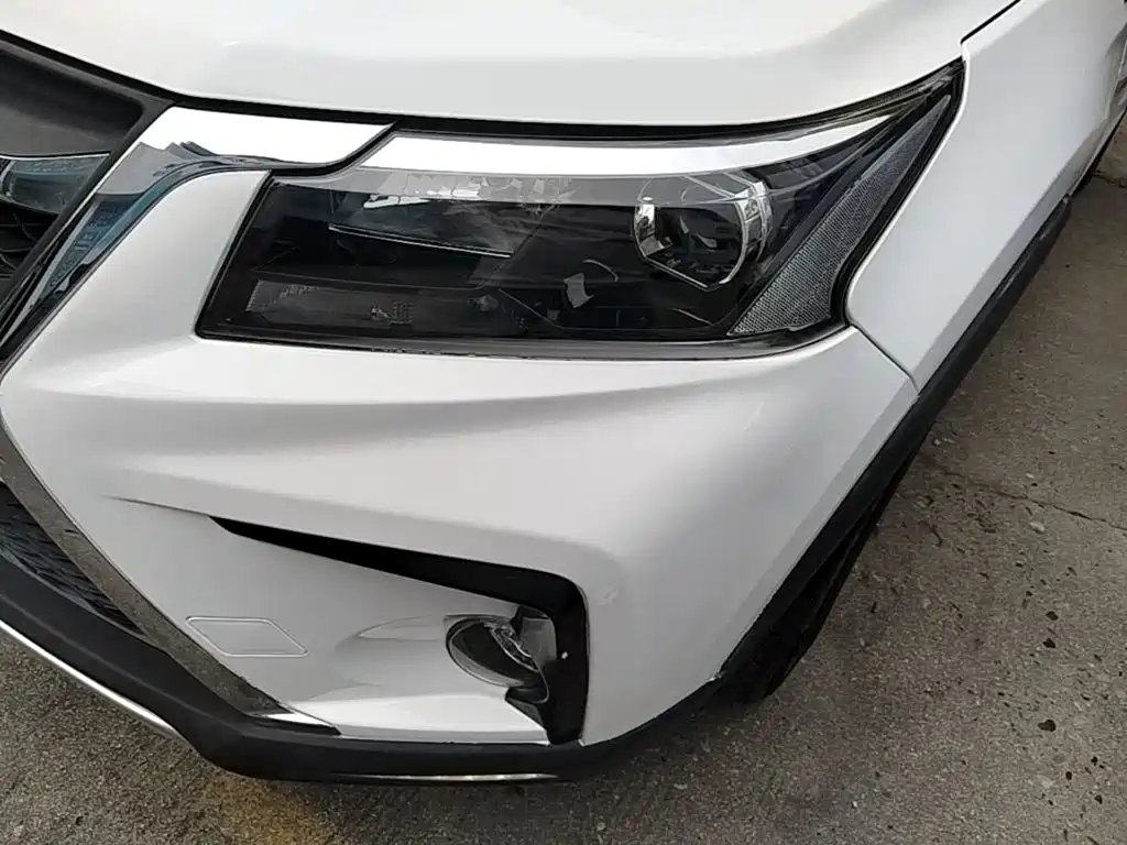 BAIC Huansu S5 2018 2017 1.3T CVT Luxury