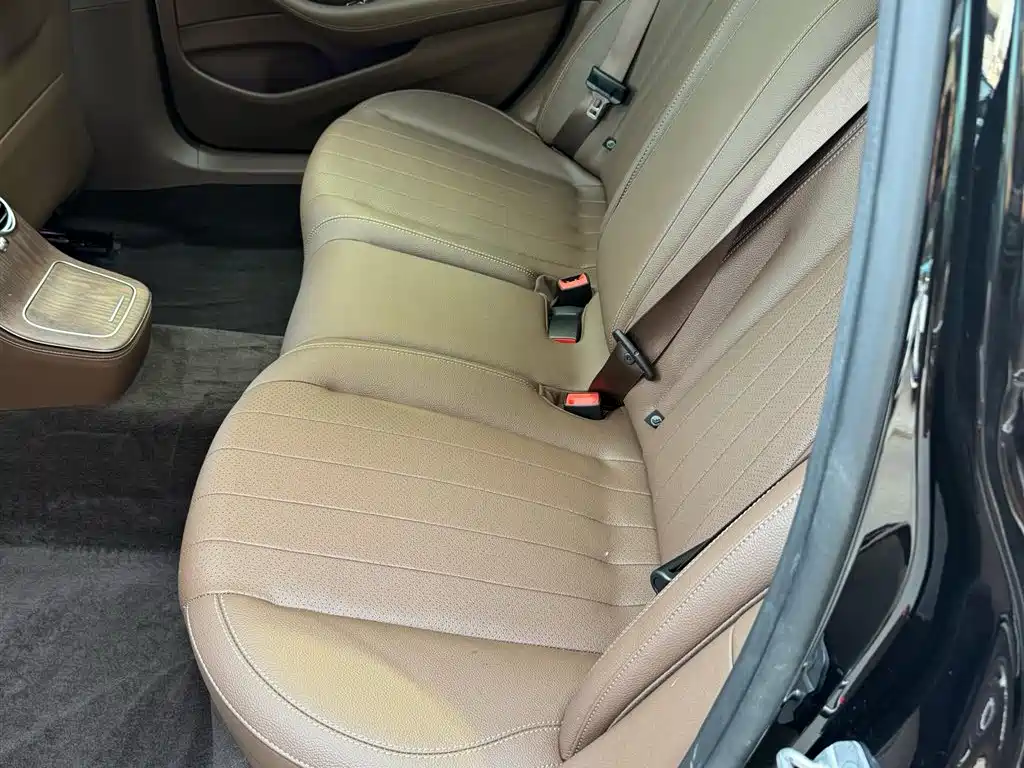 Mercedes-Benz E-Class 2023 E 300 L Fashion фото 9