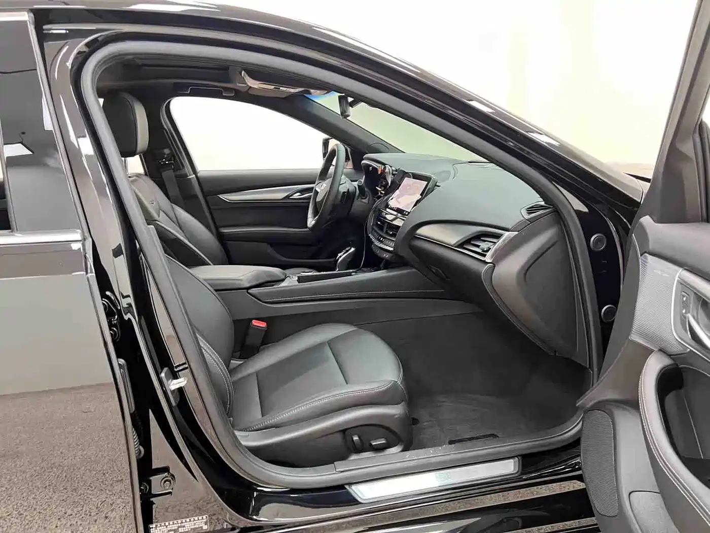 Cadillac CT5 2022 28T Luxury (Standard) фото 25