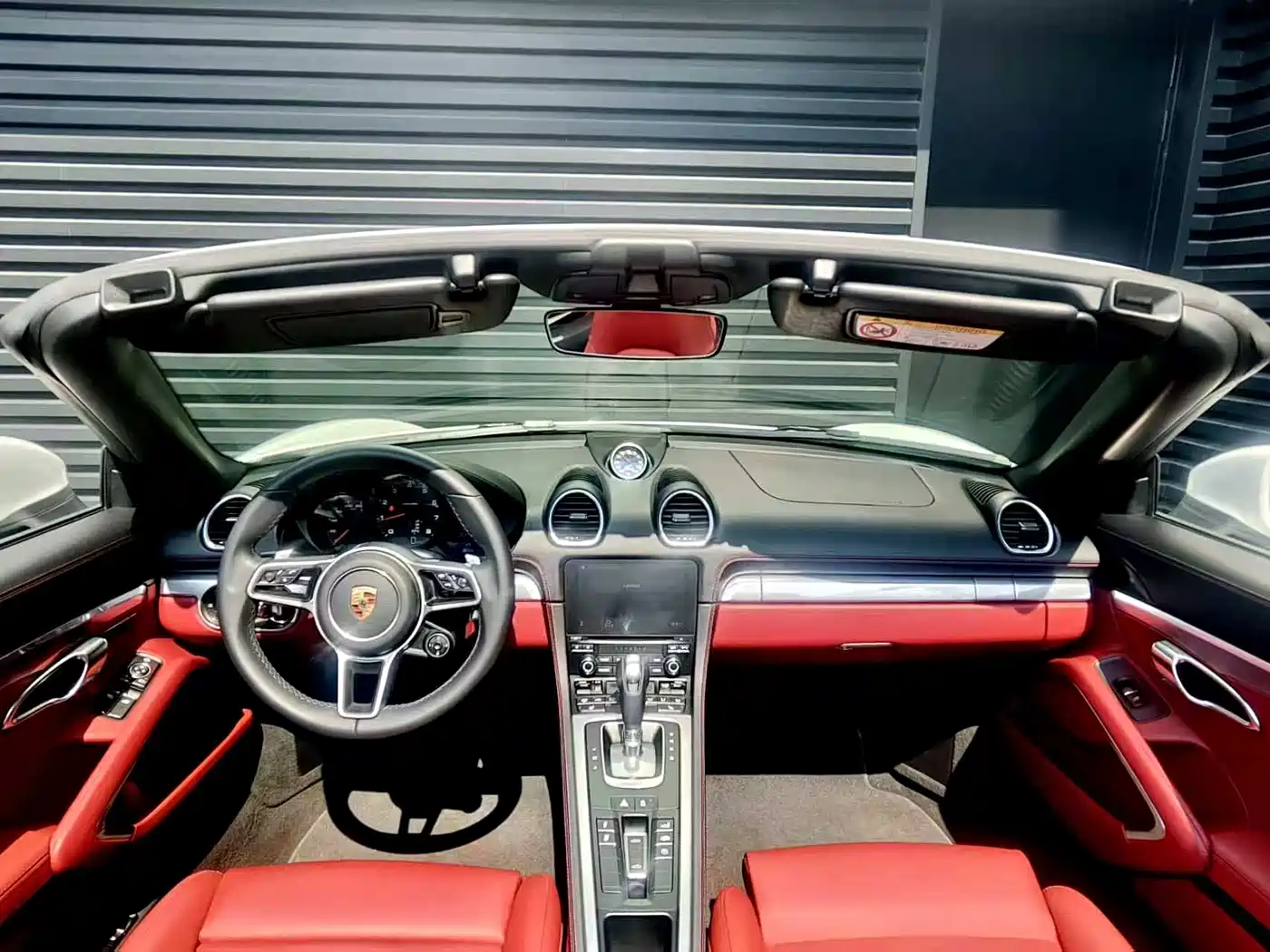 Porsche 718 2022 Boxster 2.0T фото 12