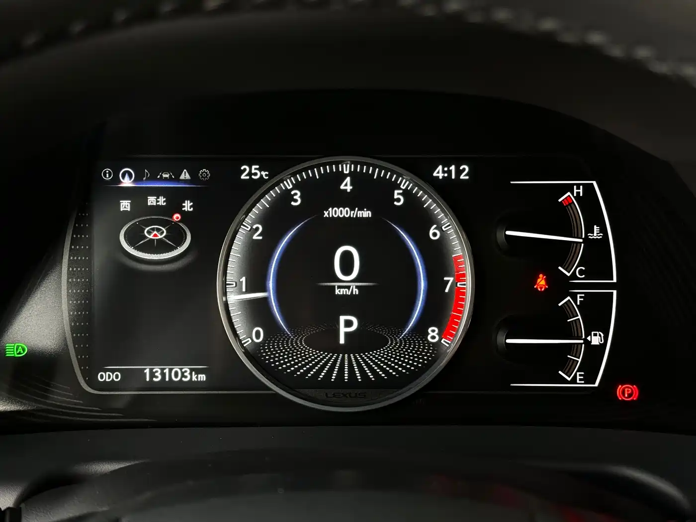 Lexus ES 2025 200 Ultimate Edition фото 11