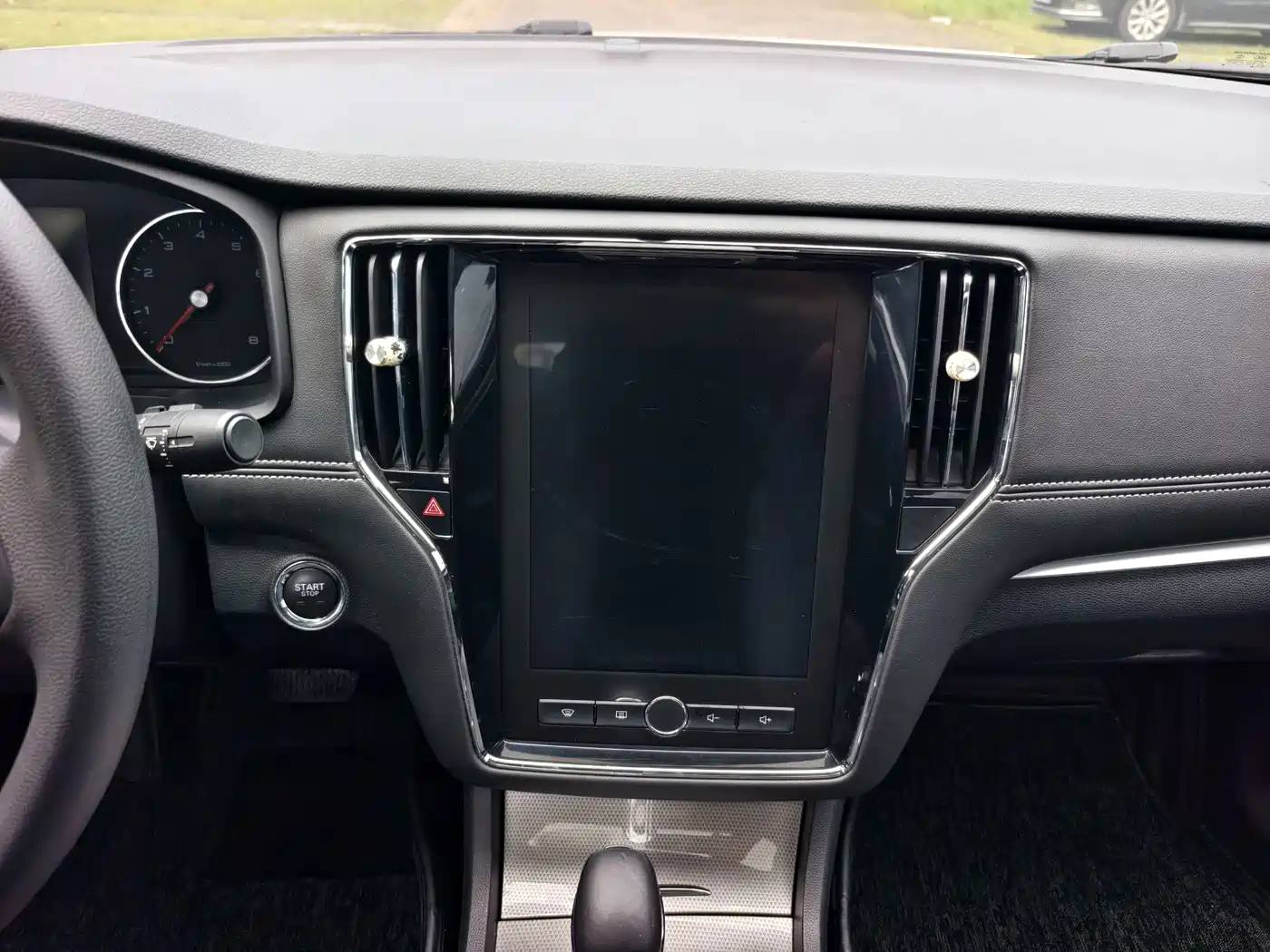 Roewe i6 2019 2019 PLUS 1.6L CVT 4G Connected Flagship Great Edition