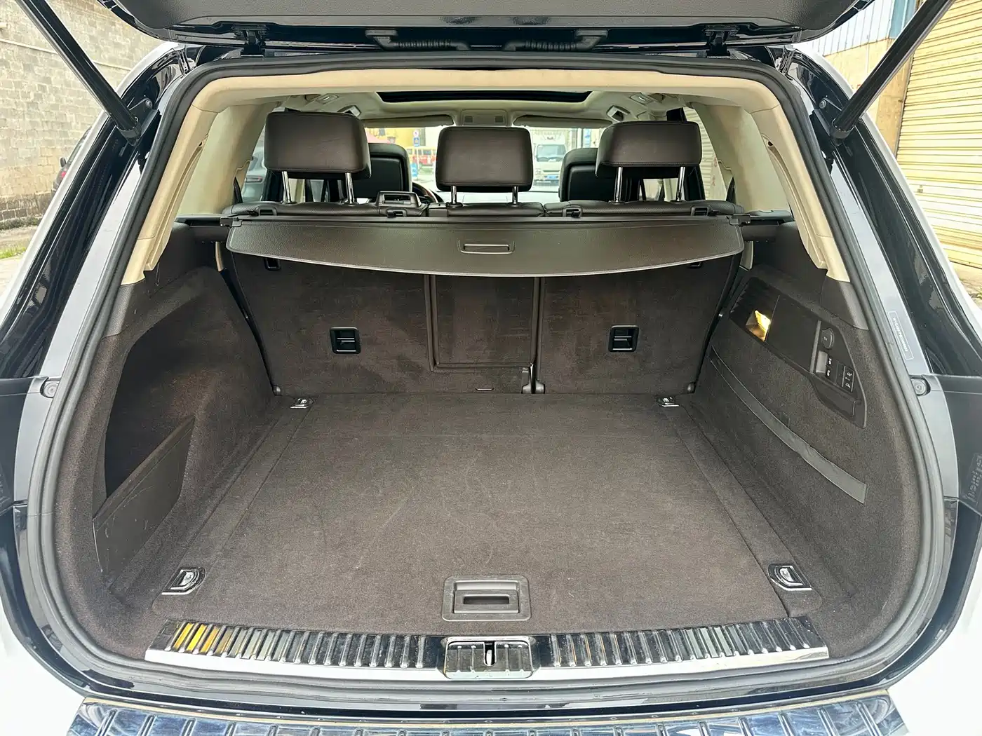 Volkswagen Touareg 2011 3.0TSI Comfort фото 16