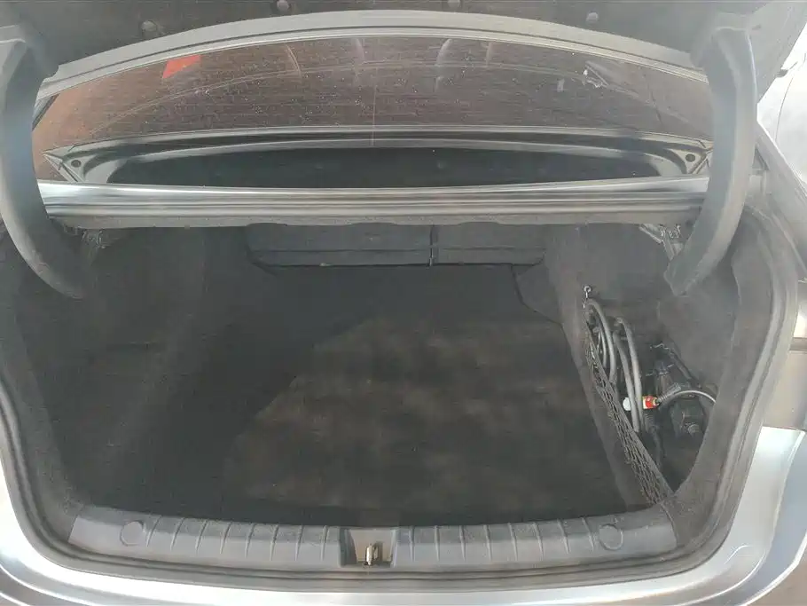 BYD Qin PLUS 2023 Champion Edition DM-i 55KM Leading фото 4