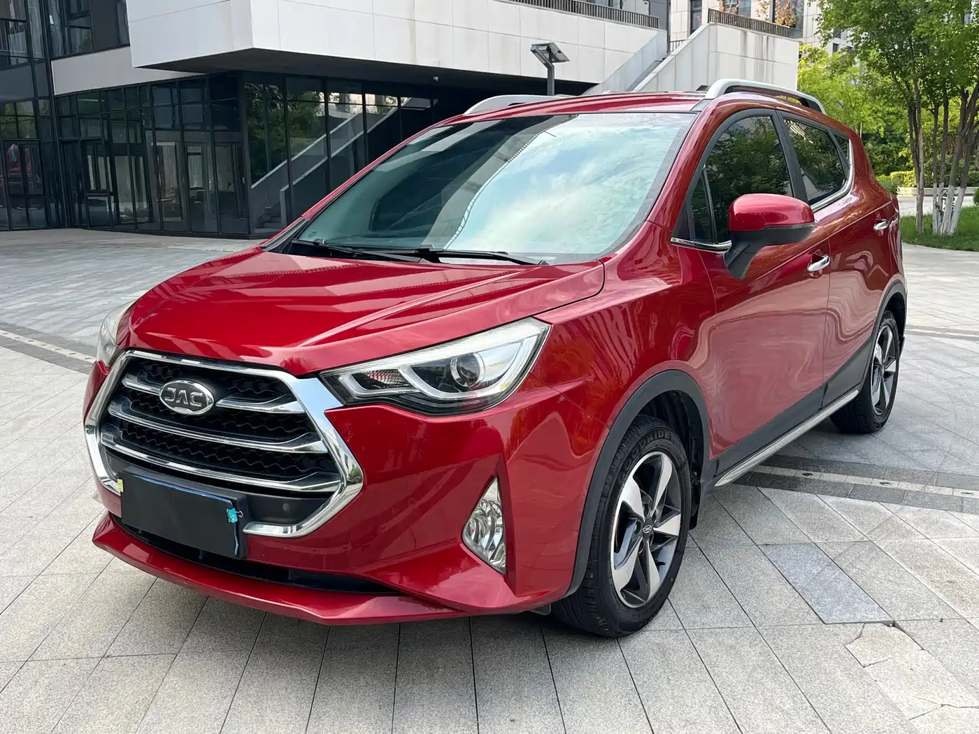 JAC Motors Refine S3 2017 2017 1.6L CVT Luxury Smart
