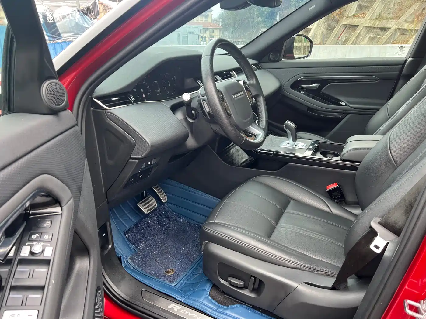 Land Rover Range Rover Evoque 2020 249PS R-DYNAMIC S Sport Edition фото 4