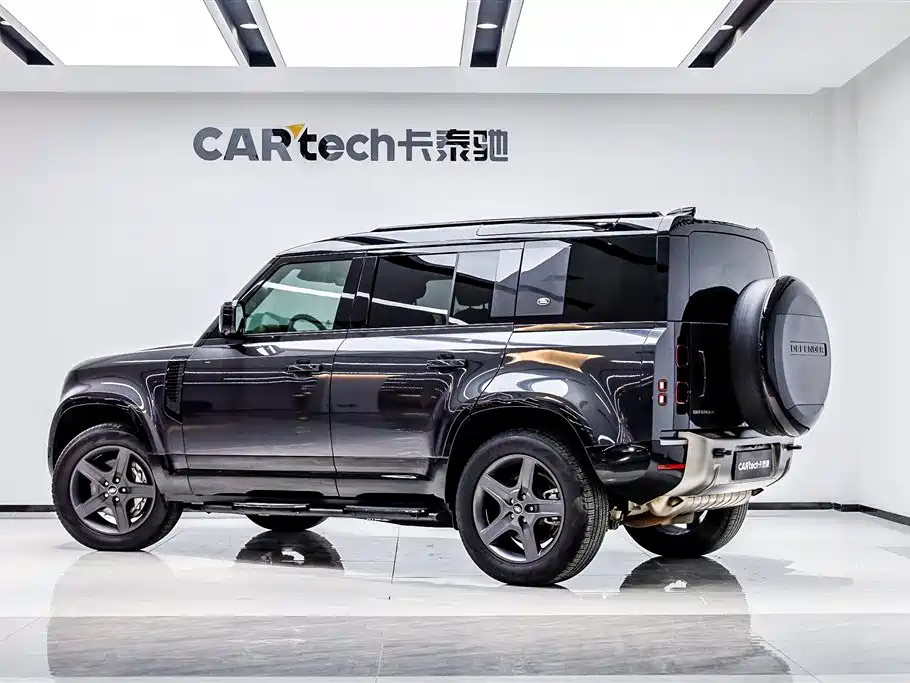 Land Rover Defender 2024 110 3.0T P400 X-DYNAMIC HSE фото 24