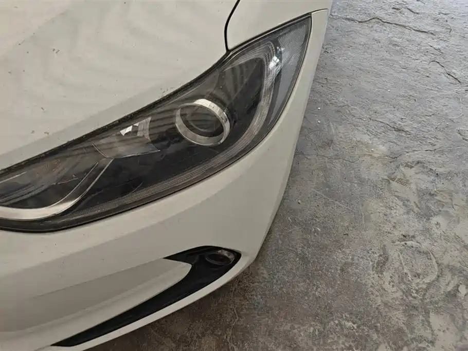 Hyundai Elantra 2016 1.4T DCT Dynamic·Vitality фото 5