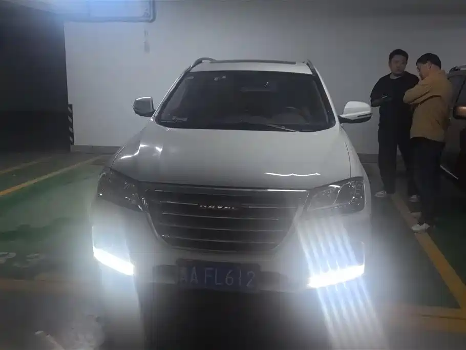 Haval H2 2014 1.5T Manual 2WD Premium Edition фото 2