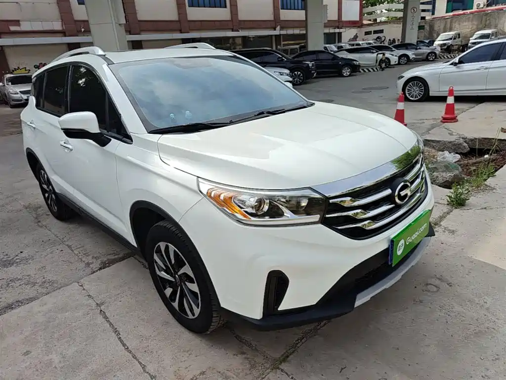 GAC Trumpchi Trumpchi GS4 2019 270T Manual 2WD Elite Edition фото 4