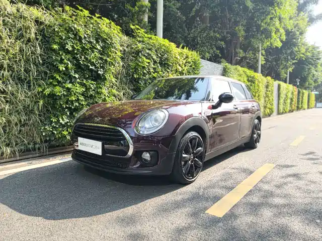 MINI CLUBMAN