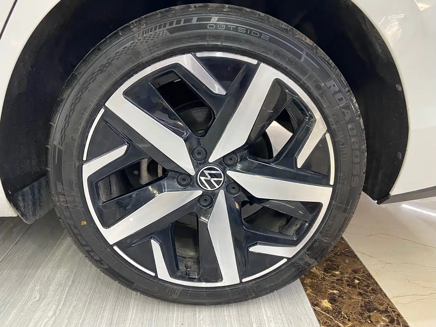 Volkswagen Lamando 2023 Lamando L 280TSI DSG Cool Edition фото 10