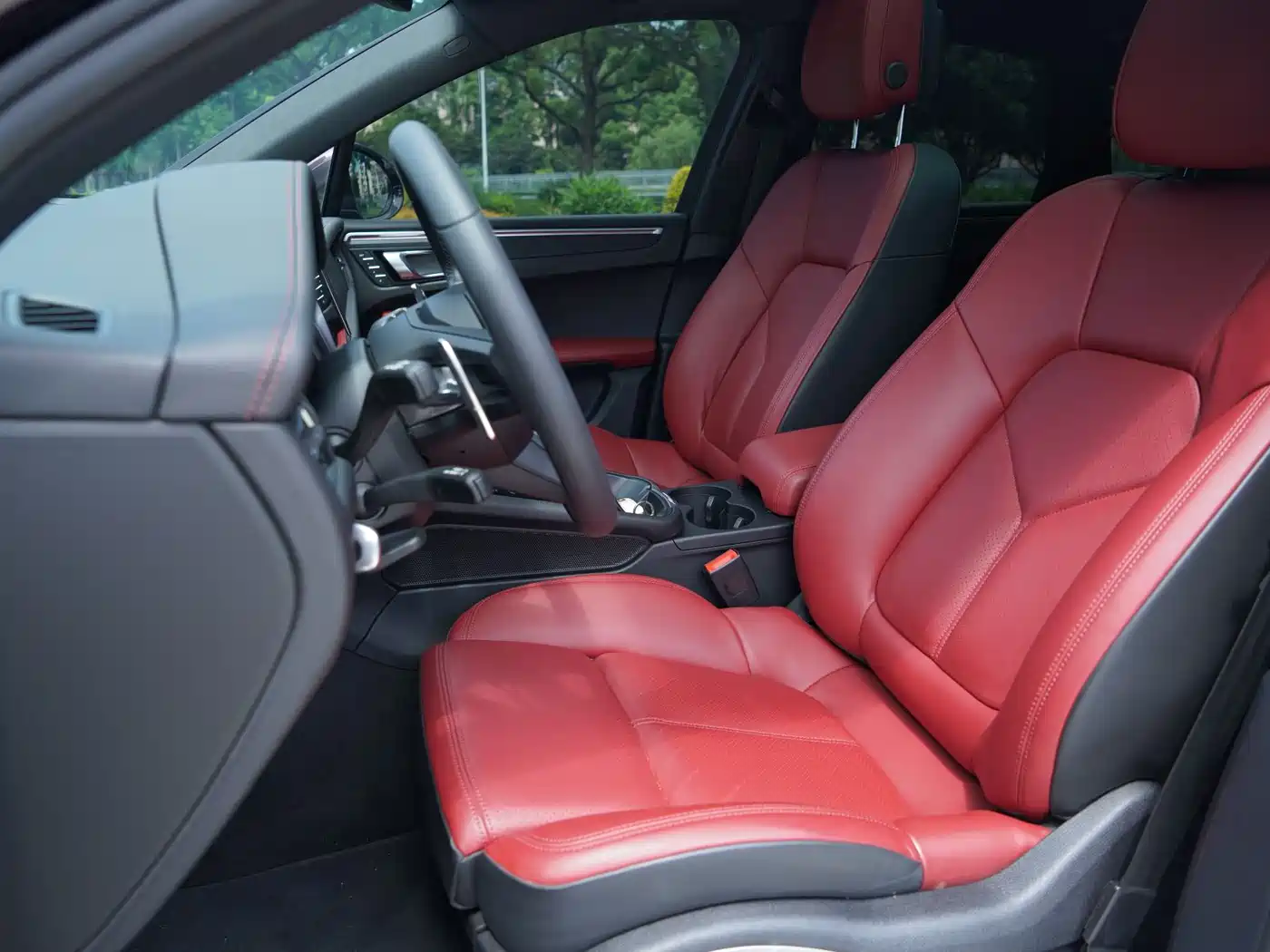 Porsche Macan 2023 Macan 2.0T фото 4