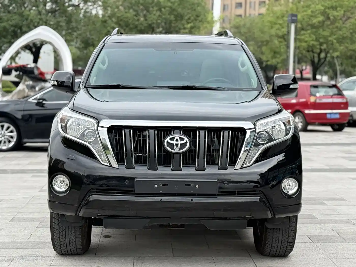 Toyota Prado 2014 4.0L Automatic TX-L NAVI фото 2