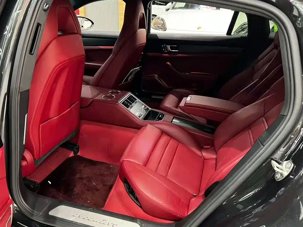 Porsche Panamera 2023 Panamera Executive Long Wheelbase 2.9T фото 6