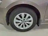 Фото 23 - Volkswagen Passat