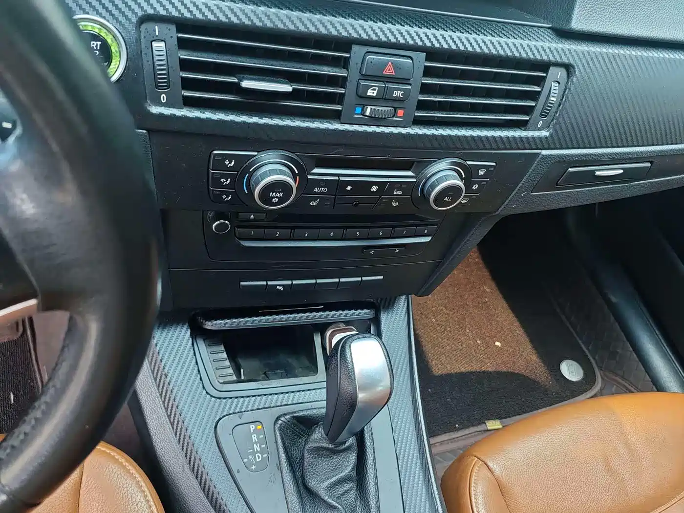 BMW 3 Series (Import) 2010 325i Luxury фото 12
