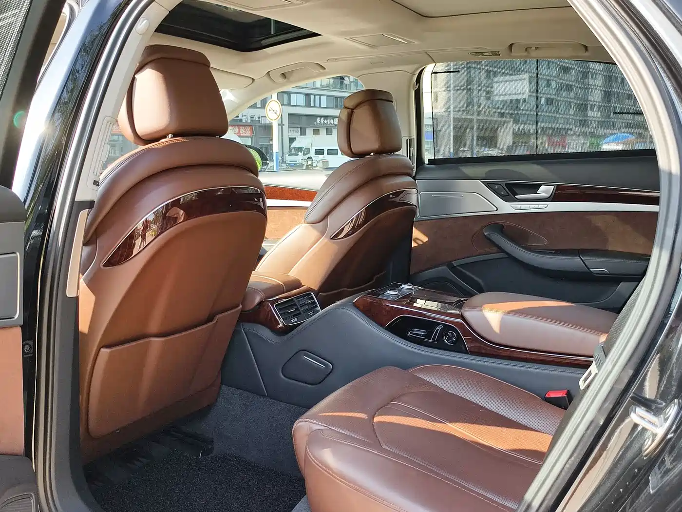 Audi A8 2012 A8L 50 TFSI quattro Luxury фото 9