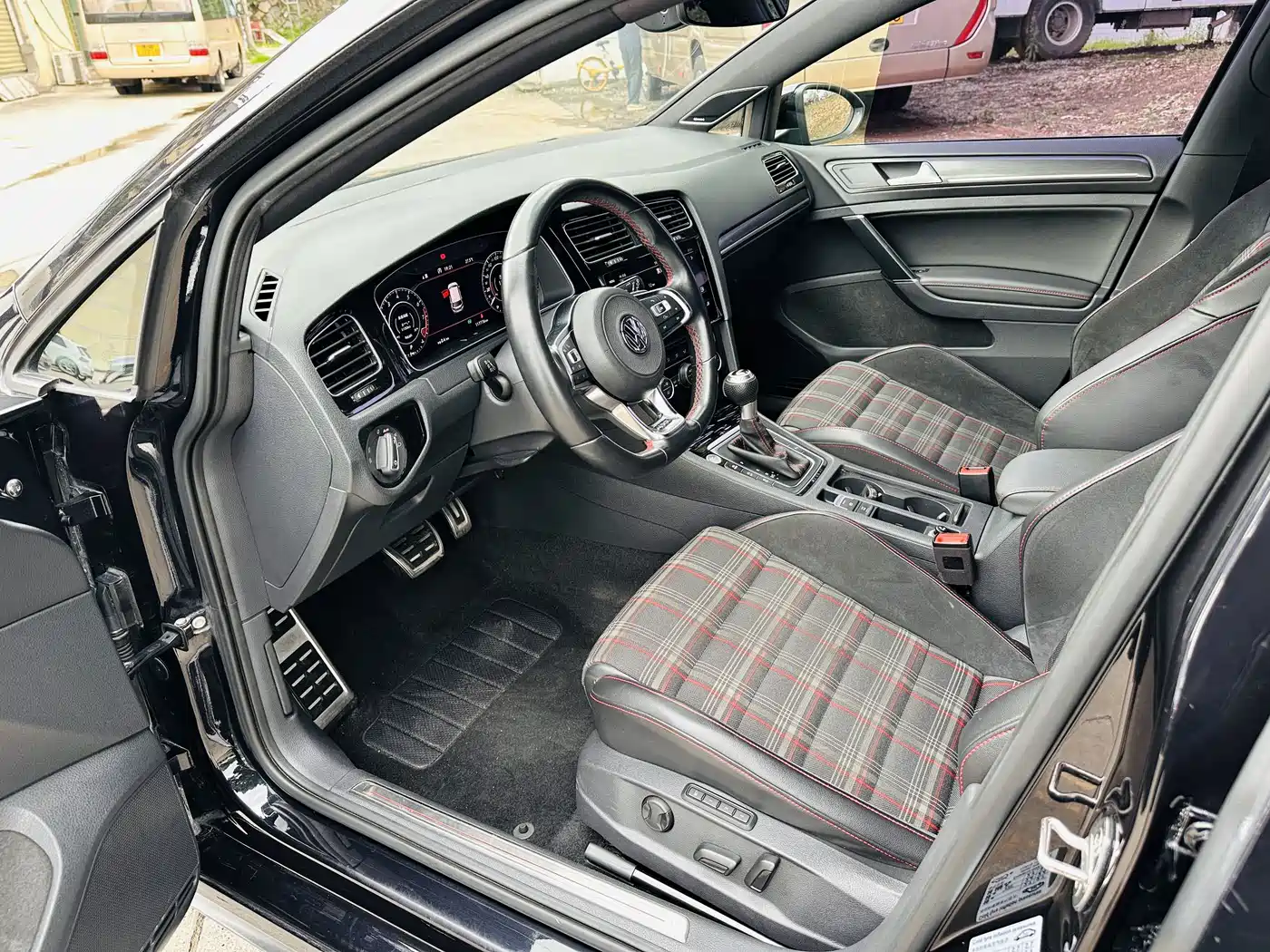 Volkswagen Golf GTI 2018 2.0TSI GTI фото 4