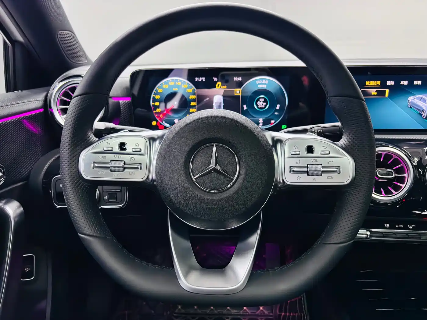 Mercedes-Benz A-Class 2020 A 200 L Sport Sedan фото 12