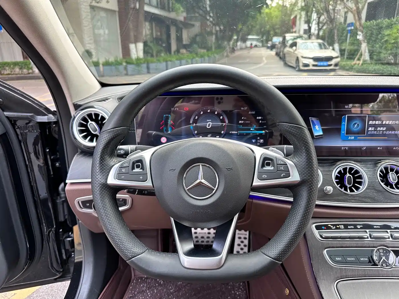 Mercedes-Benz E-Class 2017 E 300 L Luxury фото 7