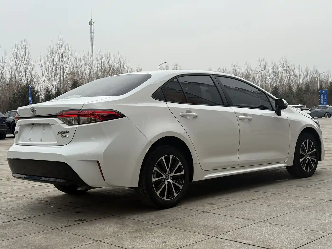 Toyota Levin 2023 185T CVT Luxury фото 18