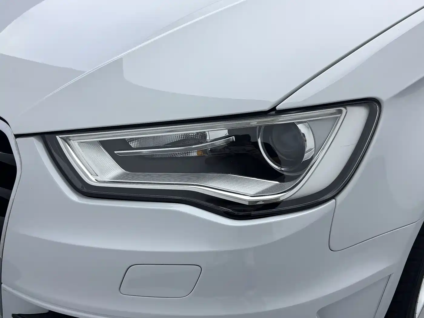Audi A3 (Import) 2014 2014 Sportback 40 TFSI S line Comfort