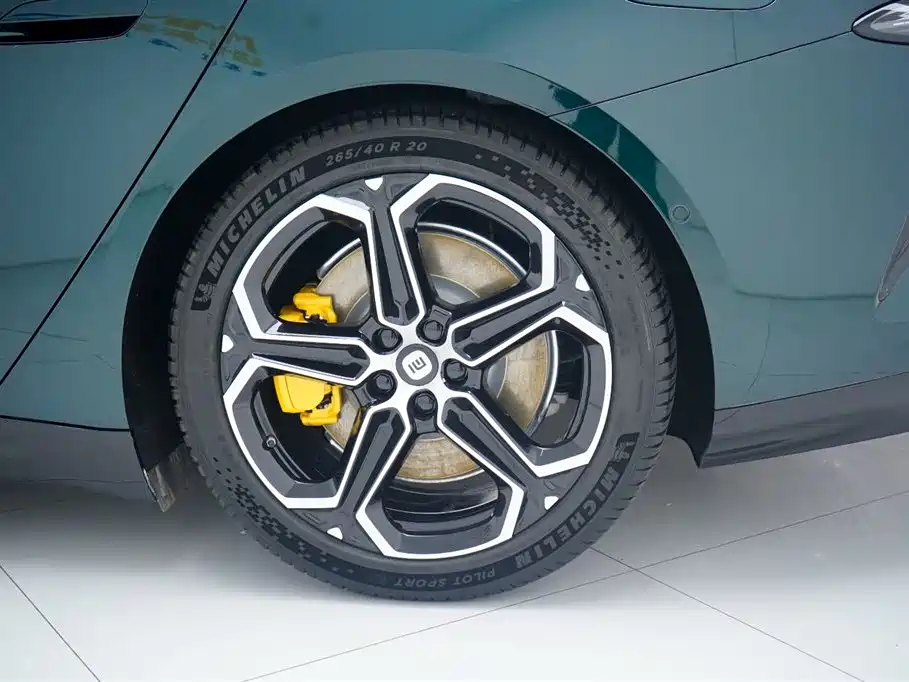 Xiaomi Auto Xiaomi SU7 2026 Rear-Wheel Drive Edition фото 10