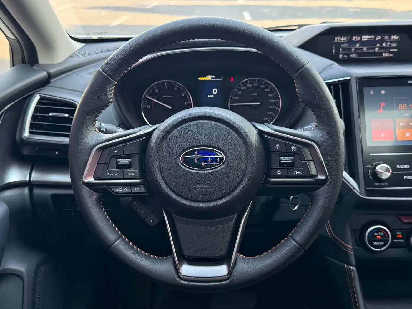 Subaru XV 2018 2.0i AWD Premium EyeSight фото 27