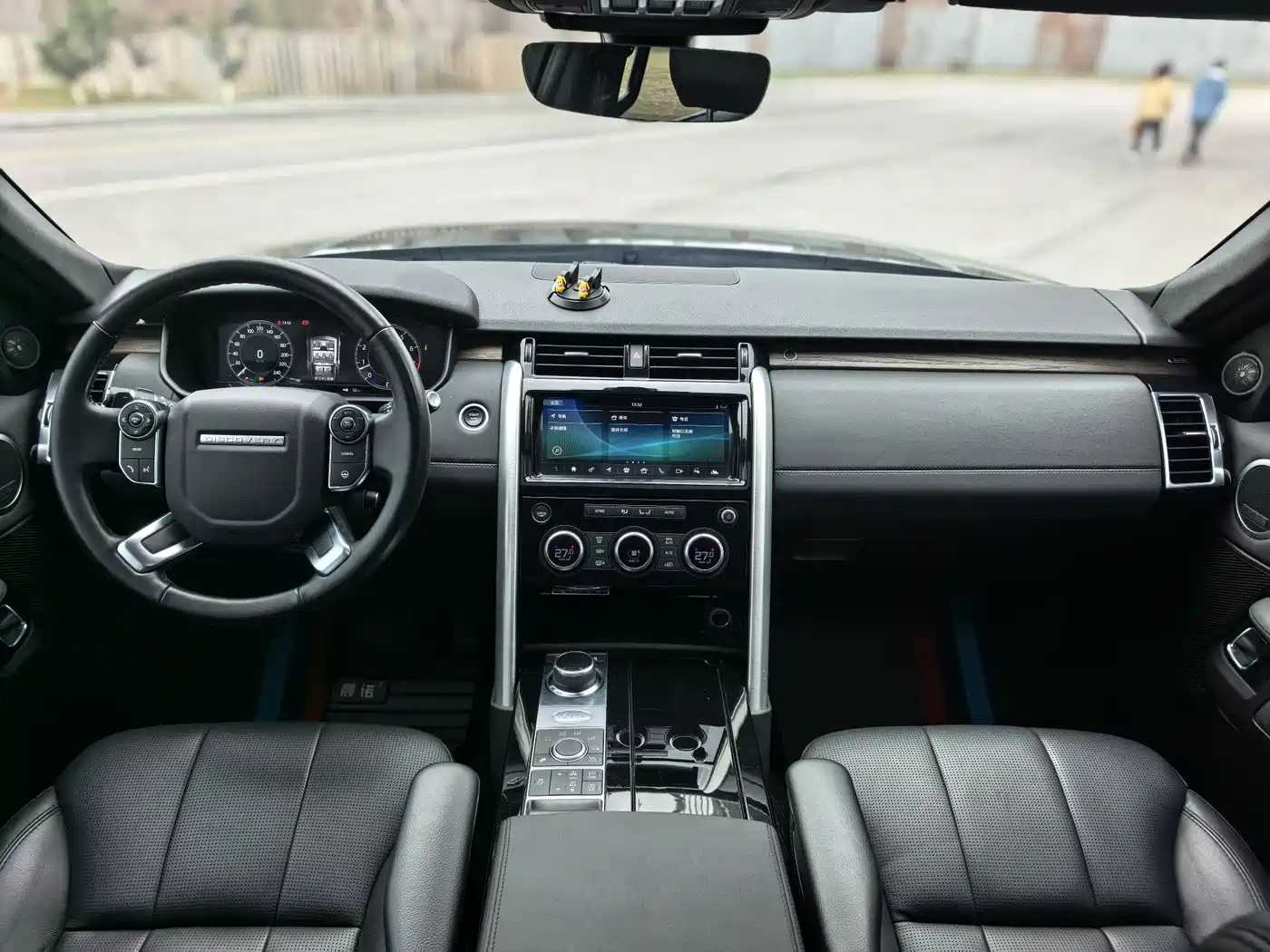 Land Rover Discovery 2017 3.0 SC V6 HSE фото 7