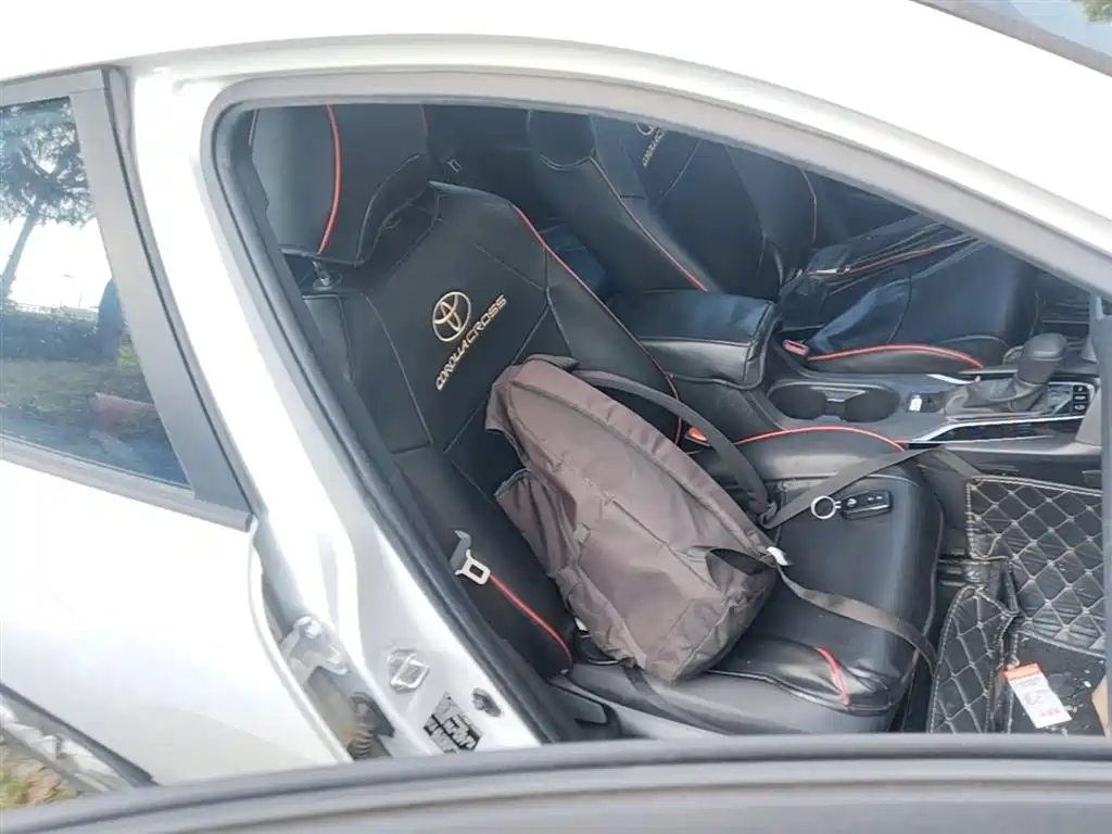 Toyota Corolla Cross 2022 2.0L Elite Edition фото 25