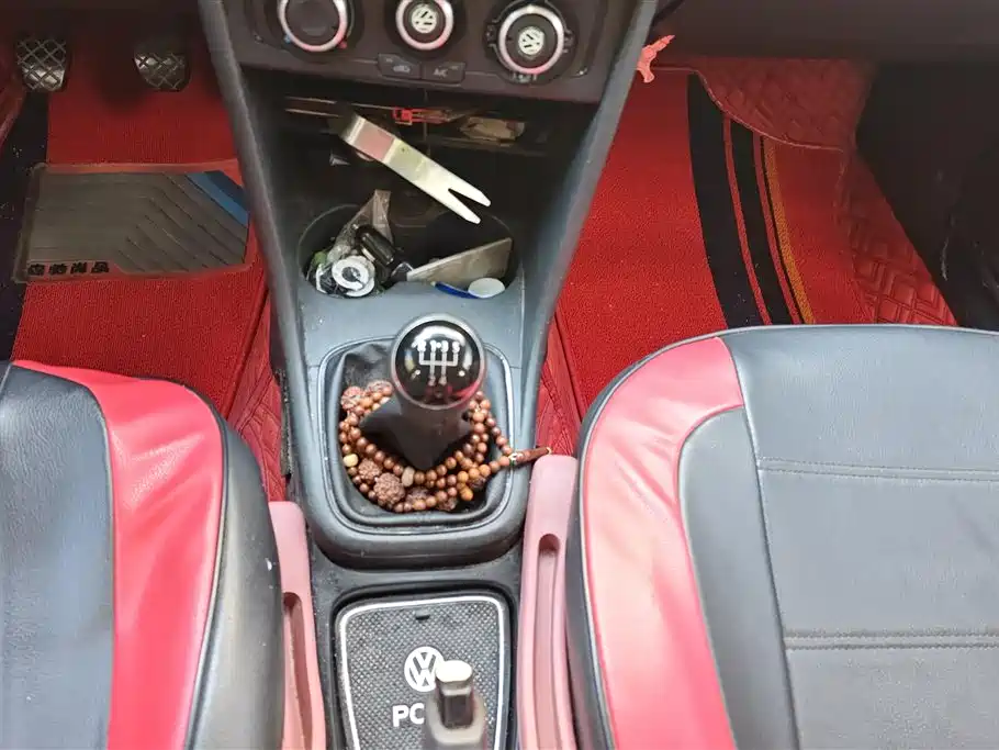 Volkswagen Polo 2018 1.5L Manual Safe Drive фото 16