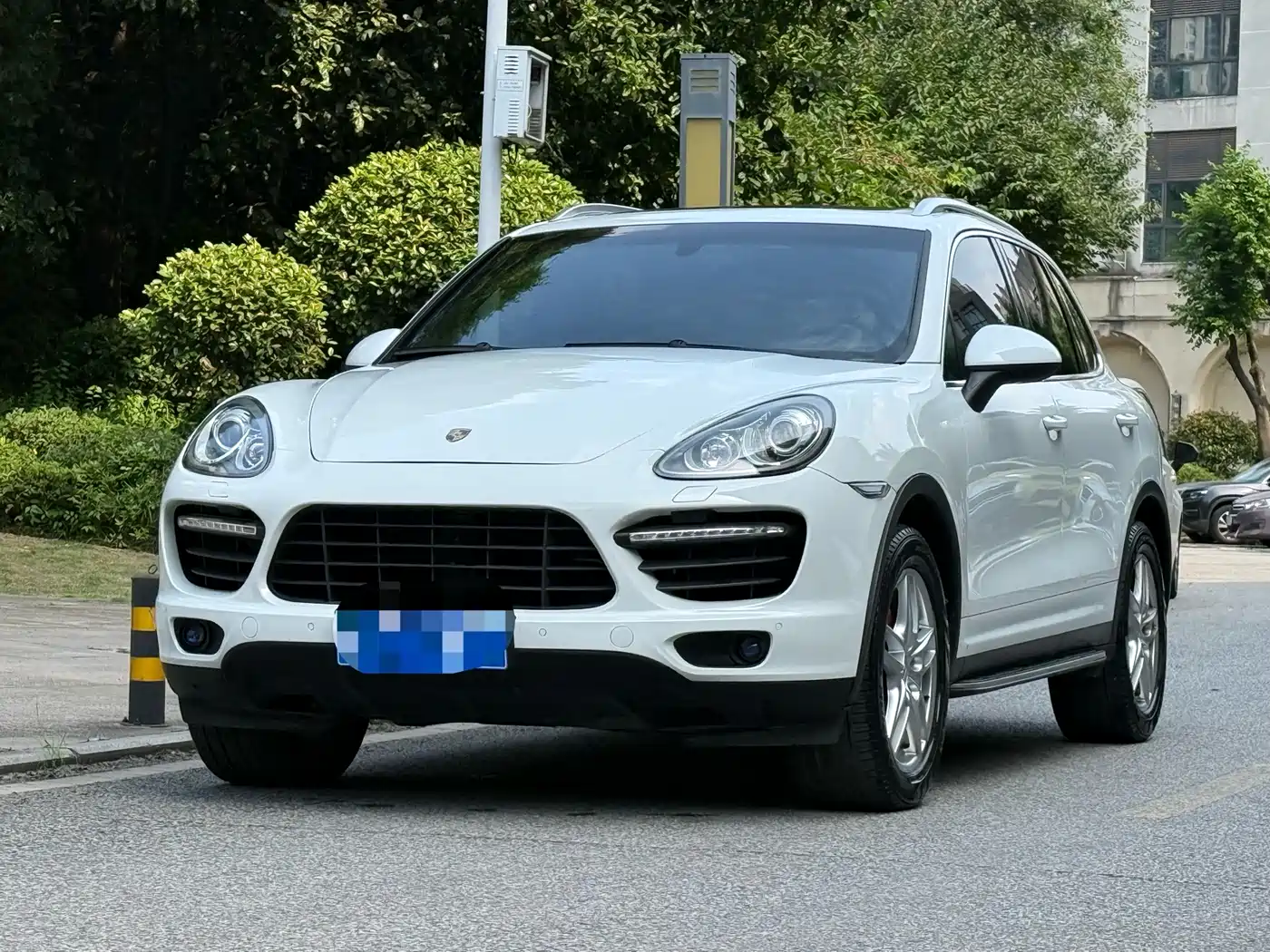 Porsche Cayenne 2011 Cayenne 3.0T фото 3