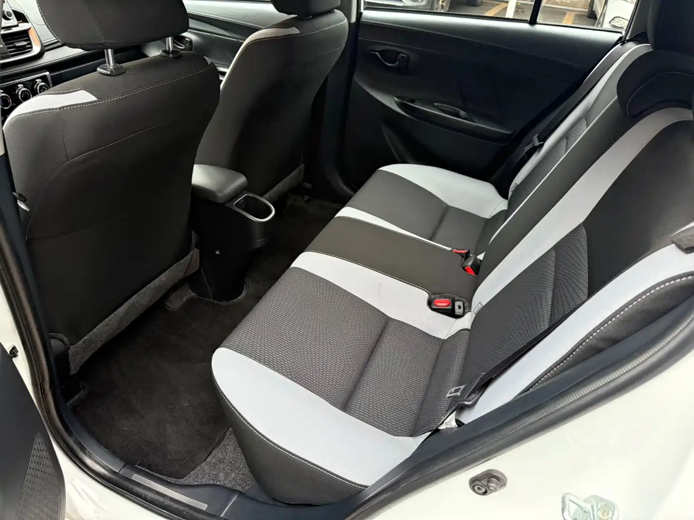 Toyota YARiS L Zhi Xuan 2022 Zhi Xuan X 1.5L CVT Leading PLUS Edition фото 13