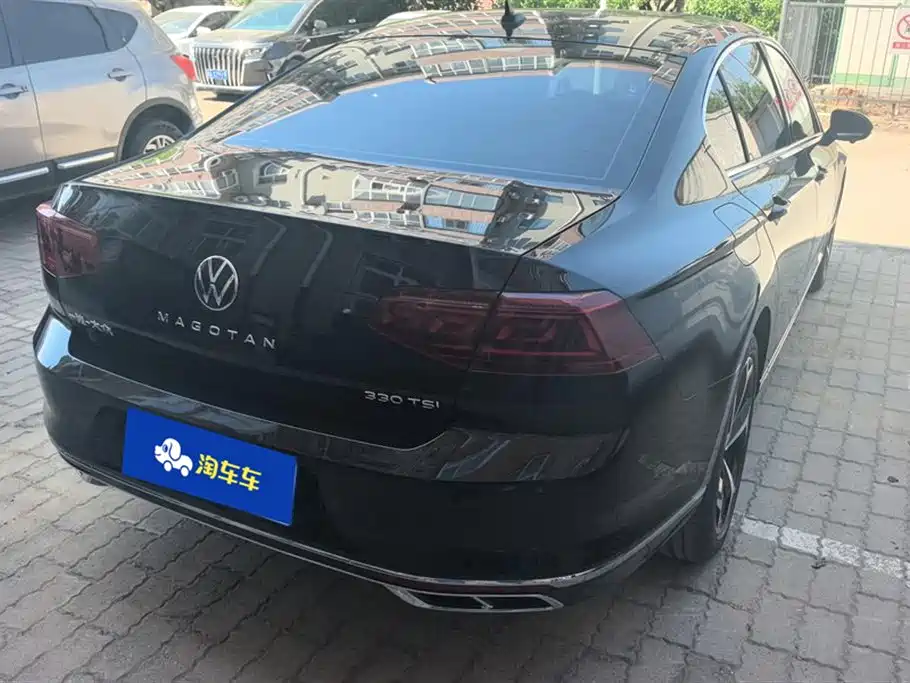 Volkswagen Magotan 2025 Facelift Public Edition 330TSI DSG Luxury фото 3