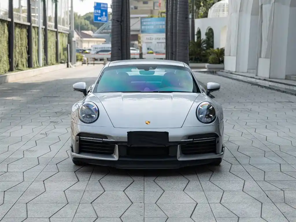 Porsche 911 2022 Turbo S 3.7T фото 2