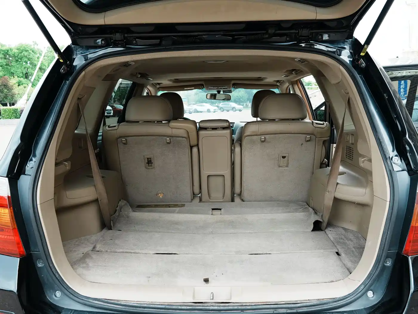 Toyota Highlander 2011 2.7L 2WD 7-seat Luxury Navigation фото 13