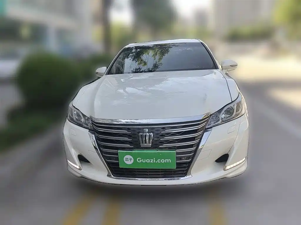 Toyota Crown 2015 2.5L Smart Edition фото 24