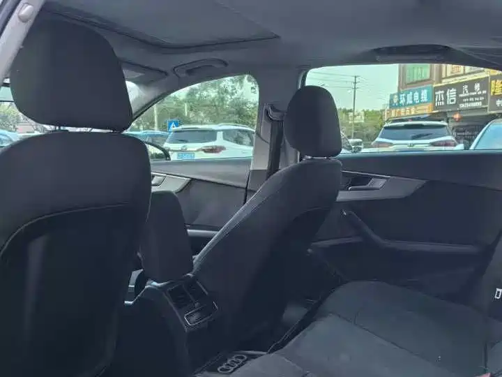 Audi A4L 2017 Plus 40 TFSI Progressive фото 8
