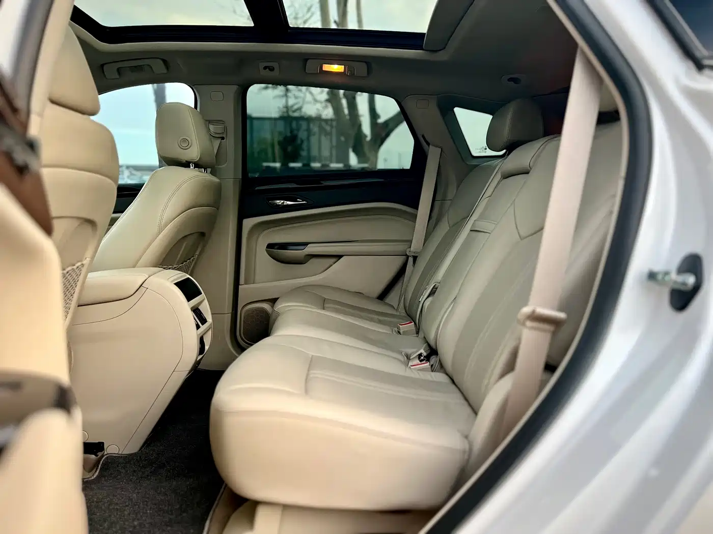 Cadillac SRX 2014 3.0L Elite Model фото 30