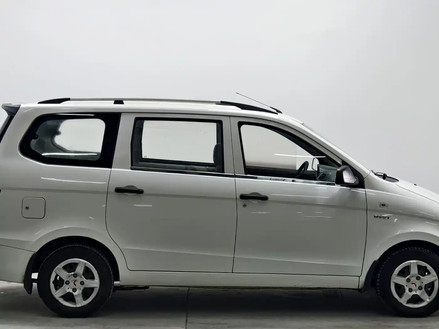 Wuling Motors Wuling Hongguang 2015 2015 1.5L S Basic China V