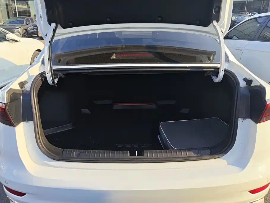 Geely Emgrand 2025 2025 4th Gen 4 Million Commemorative Edition 1.5L CVT Soar