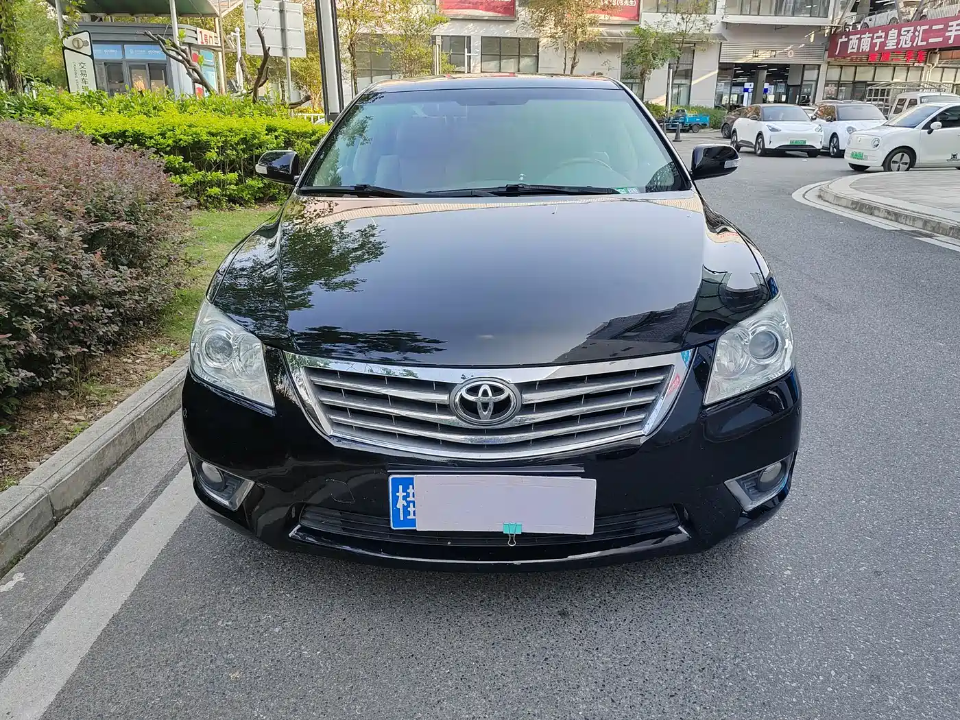 Toyota Camry 2011 200G Luxury Anniversary Edition фото 2
