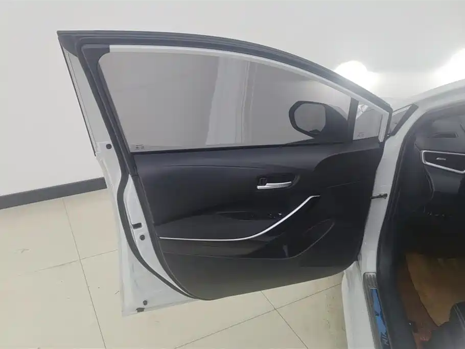 Toyota Levin 2022 Dual Engine 1.8H E-CVT Luxury Edition фото 7