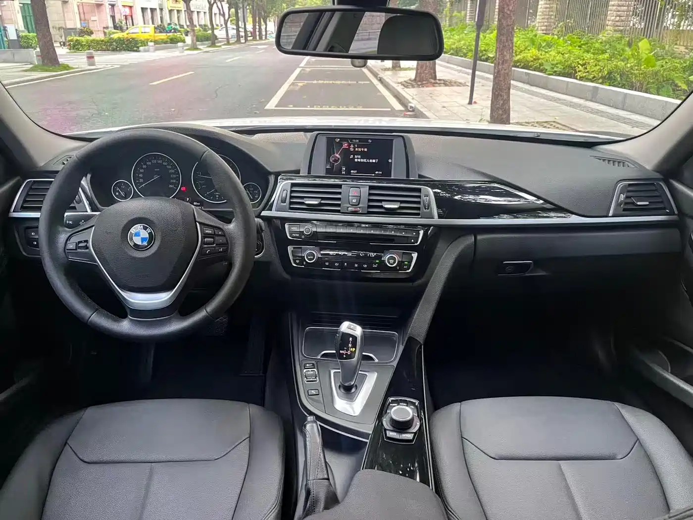 BMW 3 Series 2017 320Li Fashion фото 15