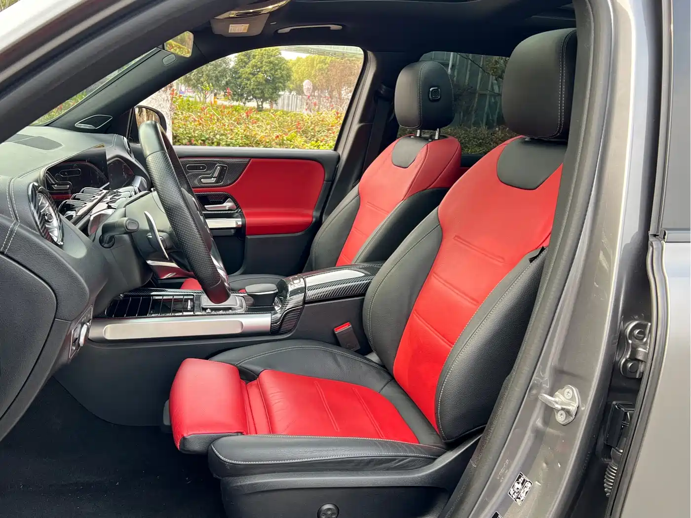 Mercedes-Benz GLB AMG 2023 Model AMG GLB 35 4MATIC фото 8
