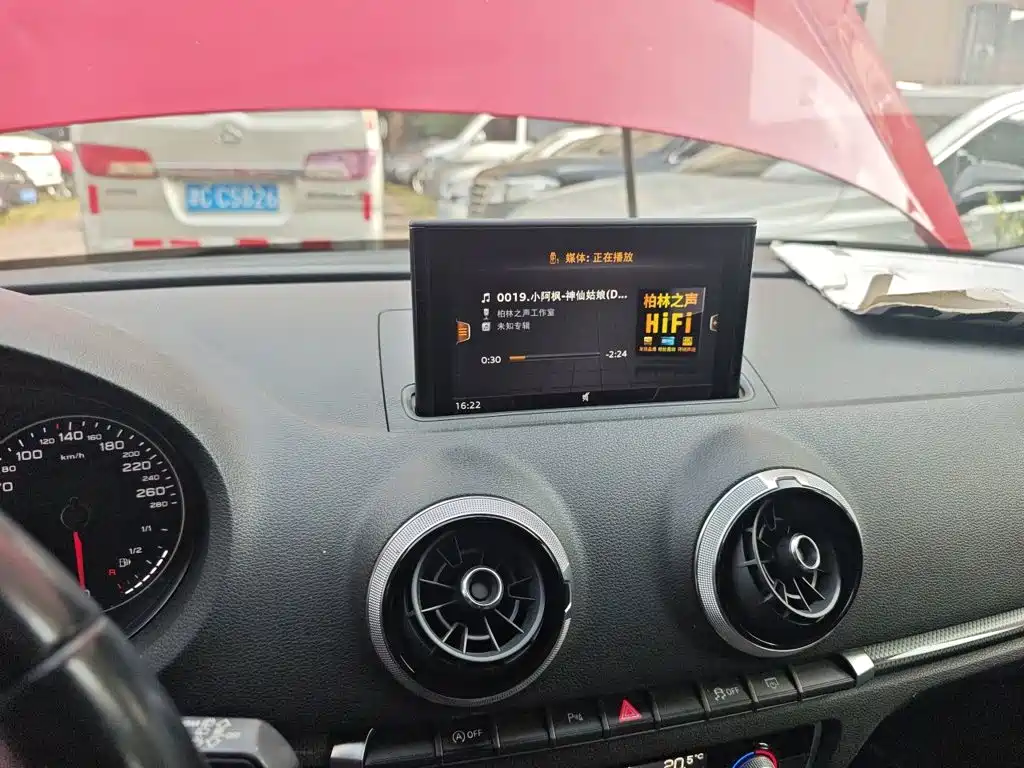 Фото 9 - Audi A3